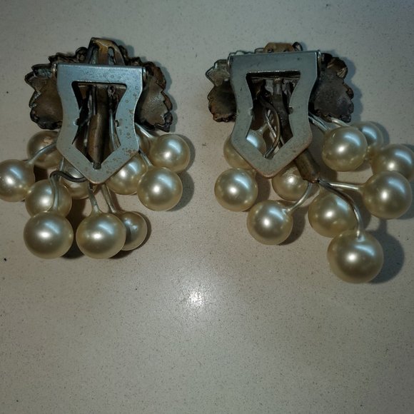 TRUE VINTAGE DRESS CLIPS - Picture 2 of 3